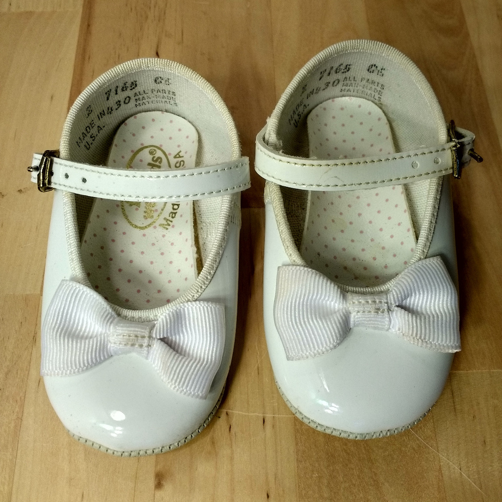 Wee Kids Girls Baby Shoes Flats White w/ Bow Sz 2